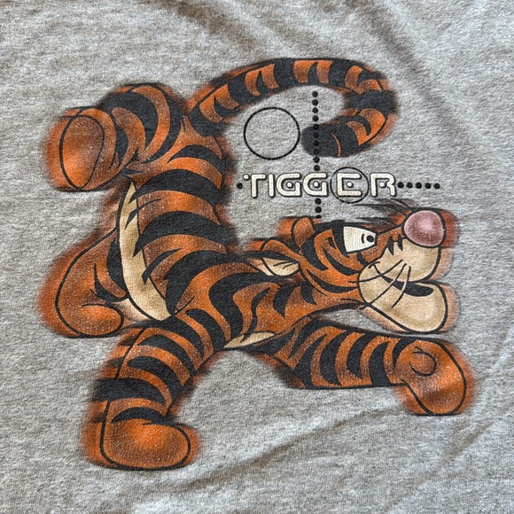 90’s Disney Tigger Vintage T-Shirt - Picture 2 of 10